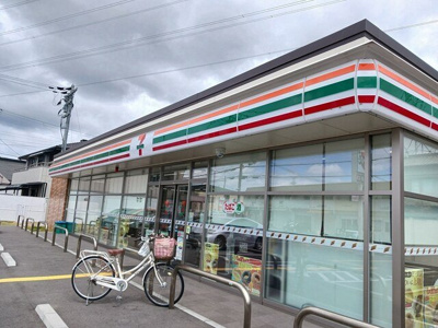 【周辺】 | ビオラ・フィオーレ・辻井 | セブンイレブンまで81m