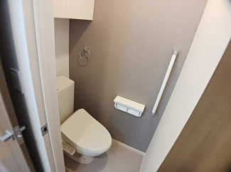 【トイレ】 | ステラ野里 | 落ち着いたトイレです