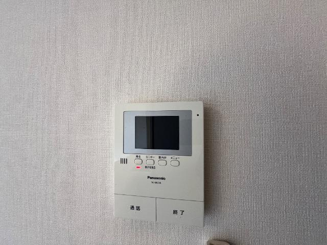 ファミールハイムの内装|カメラ付インターフォン