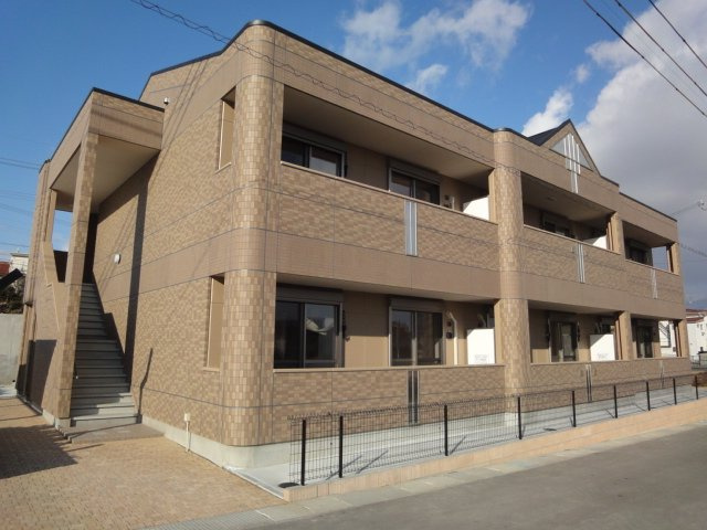 ファミールハイムの外観|外観写真（昼）