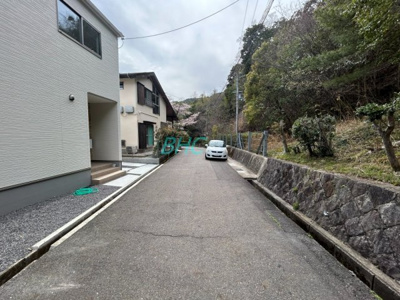 【前面道路含む現地写真】 | 鶴の里　２区画１号地