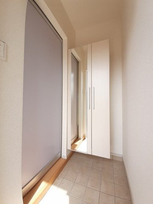 【玄関】 | クラール南矢三Ｃ | きれいな玄関です