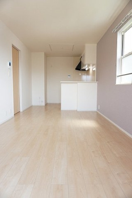 【居間・リビング】 | ボヌール北沖洲 | ゆったりとした居間です