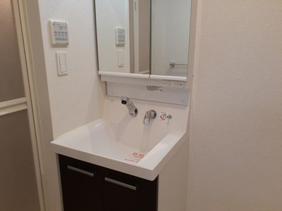 【洗面所】 | カシリ・エスポワール | コンパクトで使いやすい洗面所