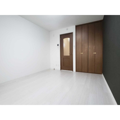 【居間・リビング】 | ベルエアーハイツⅡ号棟 | ゆったりとした居間です