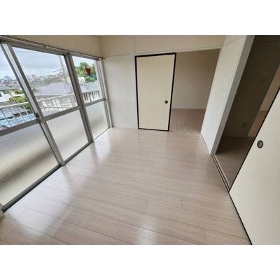 【内装】 | 竹林マンションⅡ | 明るい室内です