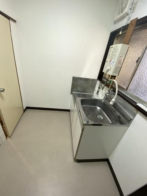 たつみ荘のキッチン