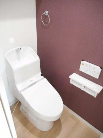 シンプルで使いやすいトイレです