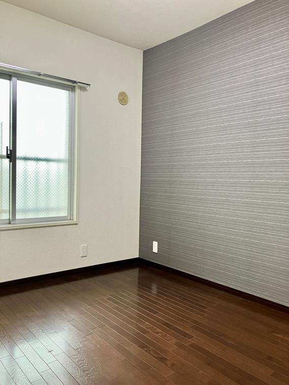 使い勝手のいい寝室です