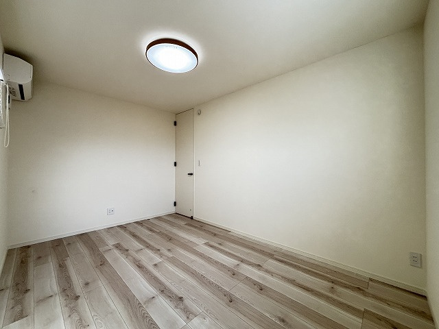 【洋室】 | 西区今津　戸建て