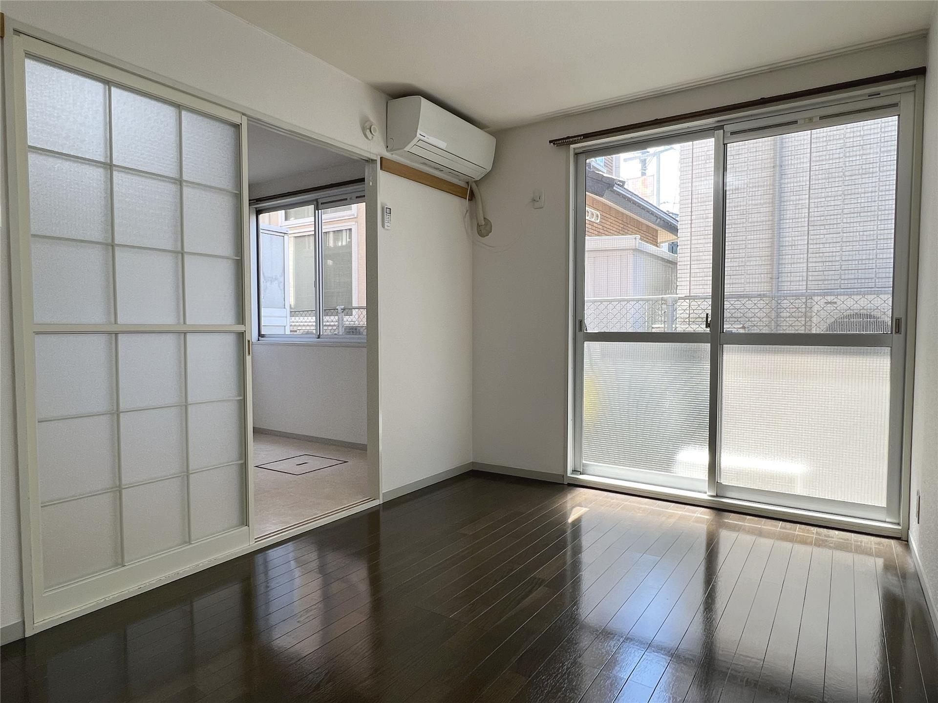 サンシャイン保戸野の居間・リビング|洋室6帖