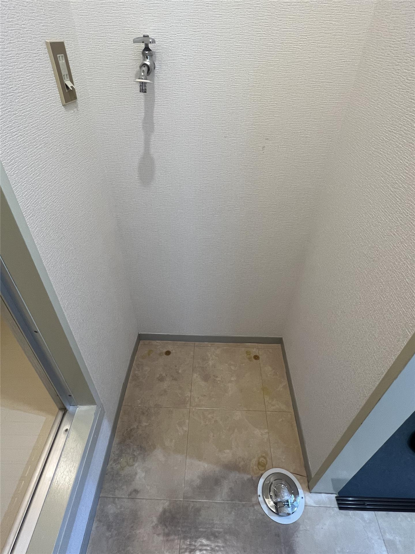 サンシャイン保戸野の洗面所|洗濯機置き場