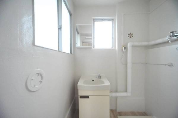 ビレッジハウス向ヶ丘5号棟の洗面所|ビレッジハウスの同一物件・同一タイプの間取りの写真です