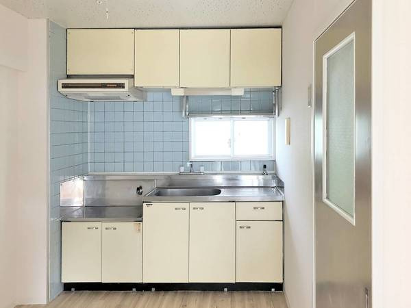 ビレッジハウス川井宿5号棟のキッチン|ビレッジハウスの同一物件・同一タイプの間取りの写真です