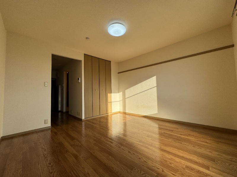 パナハイツ三山A棟の居間・リビング|居間です