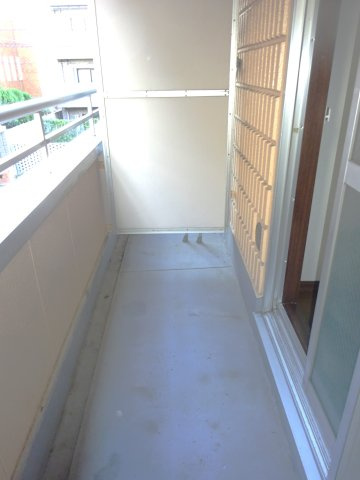 Ｃｉｅｌ川崎のバルコニー|バルコニーからの眺めを楽しみながら食事をしませんか