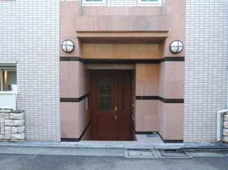 【エントランス】