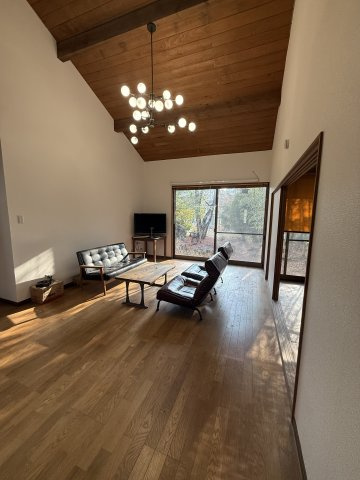 菅原766-77の居間・リビング