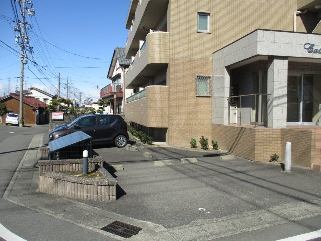 CalmFieldの駐車場