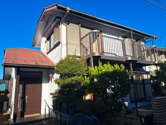 【中古】日高市武蔵台リフォーム中古住宅の外観|陽当り良好！敷地50坪あります！
リフォーム完了しました☆