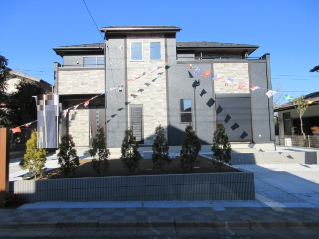 【仲介手数料無料】新築戸建　鳩山町楓ヶ丘4-18-2（全1棟）の前面道路含む現地写真