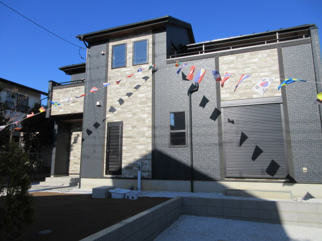 【仲介手数料無料】新築戸建　鳩山町楓ヶ丘4-18-2（全1棟）の前面道路含む現地写真