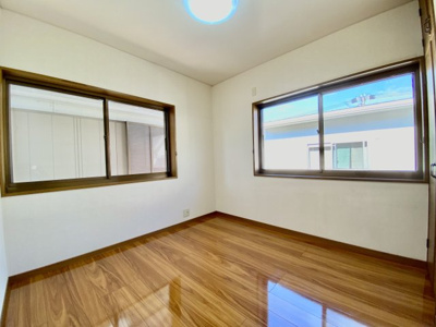 【洋室】 | 紀三井寺戸建