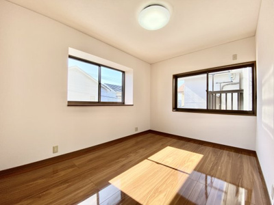 【洋室】 | 紀三井寺戸建