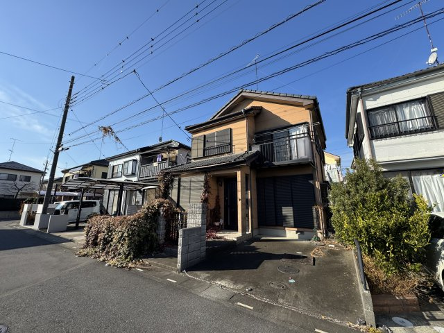 -三丁目不動産-　熊谷市拾六間の前面道路含む現地写真