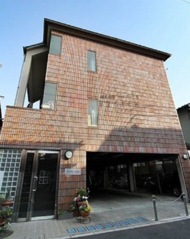 ノーブルイズミの外観