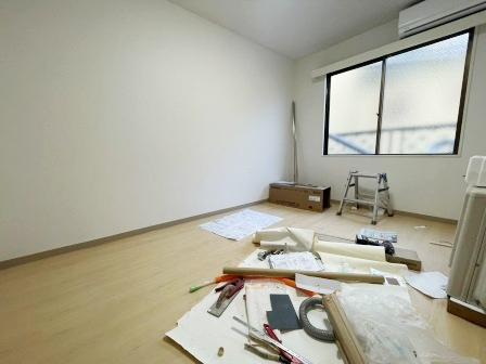 ノーブルイズミの居間・リビング|リノベーション中