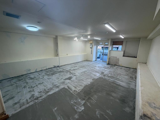 【内装】 | プレジデント土師の里1階店舗