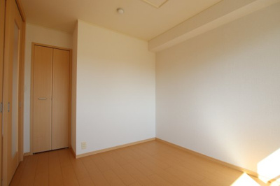 【洋室】 | メゾン　なでしこ  
