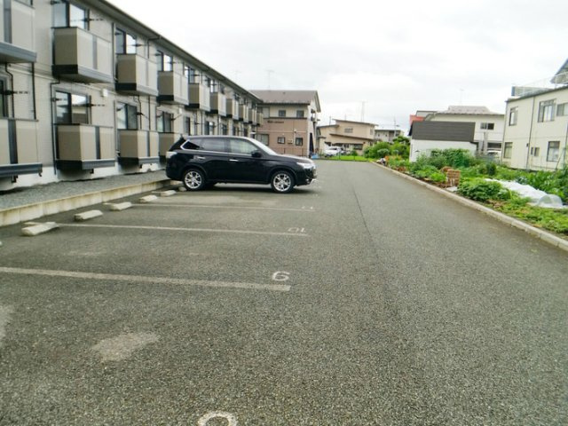 セジュールベリーの駐車場