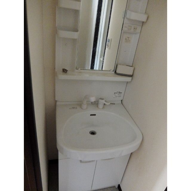 アムール HORINOUCHIの独立洗面台