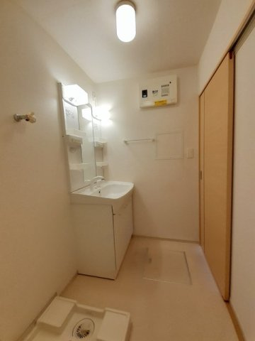 シュウェット　メゾンの洗面所