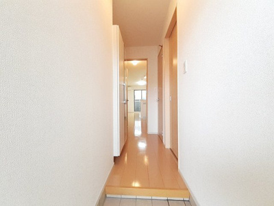 【玄関】 | シーサイド・ヴィラⅠ