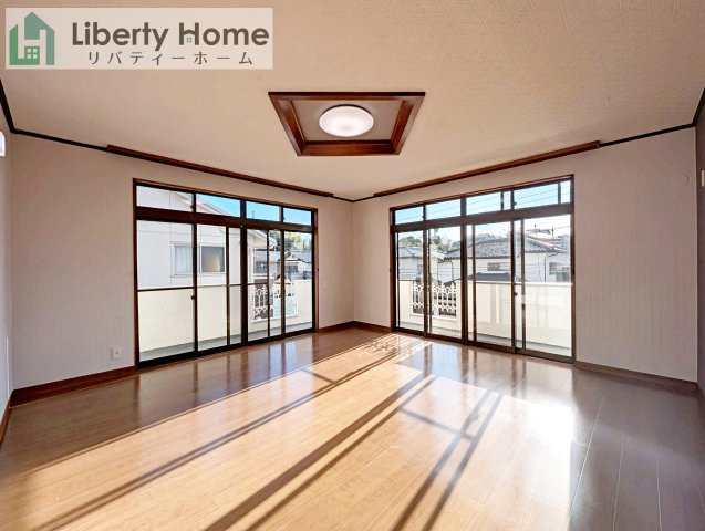 稲敷郡阿見町青宿　中古戸建の洋室