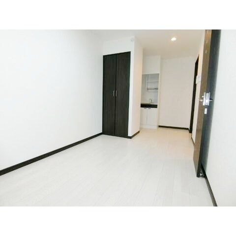 ベイルーム長後の寝室