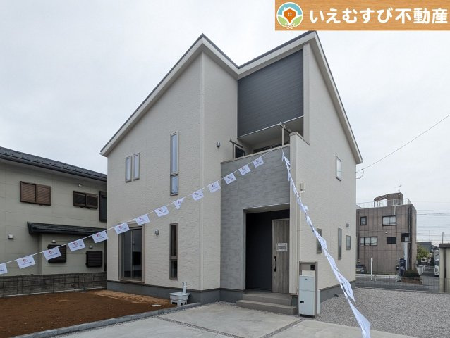 Livele Garden.S　深谷市上野台第24の外観|【完成済み】シンプルモダンテイストの飽きのこない外観！
実際に現地を見たりゆっくりご内覧頂ければ新居での夢が膨らみますよね♪