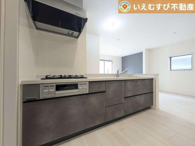 Livele Garden.S　深谷市上野台第24のキッチン|機能性収納性に溢れるキッチン。
収納もたっぷり付いていてすっきり片付く！毎日楽しくお料理が出来そうです！