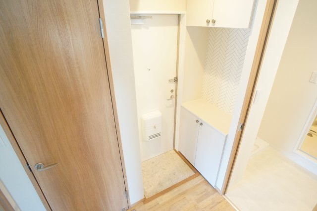 エステートピア学園前Ｂの玄関