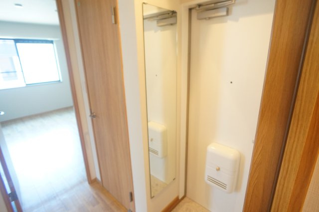 エステートピア学園前Ｂの玄関