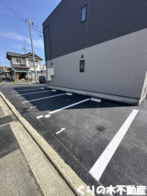 【駐車場】 | ルミウス延喜A棟 | 駐車スペースもあります