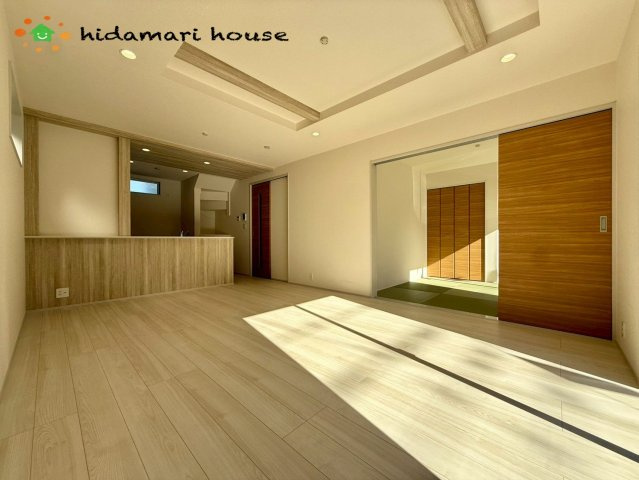 上尾市小泉3丁目　新築戸建　ブルーミング01の居間・リビング