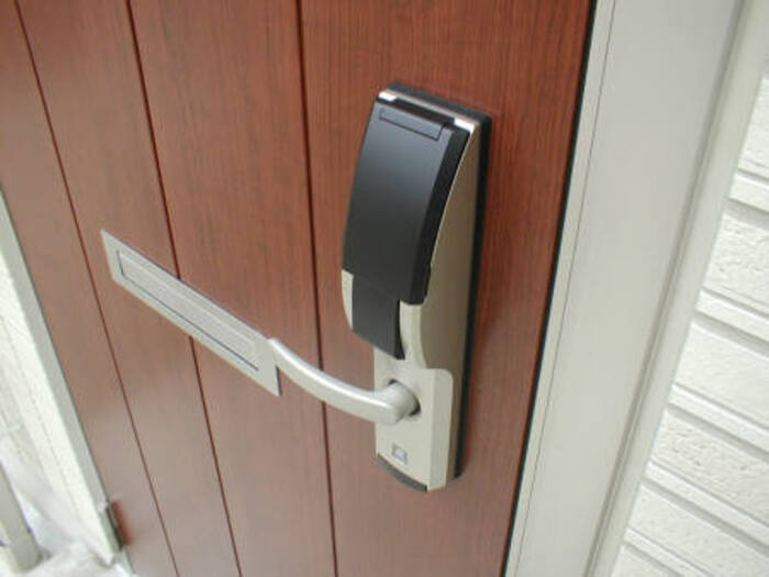 カーサ豊城の玄関