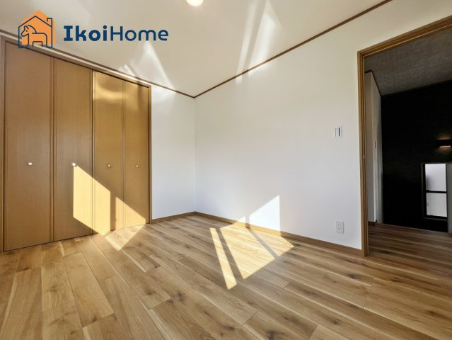 神戸市西区竜が岡2丁目　新築戸建の子供部屋|【ホームページに現地動画掲載中】●年中無休：当日予約可●全室クロス張替え済です！