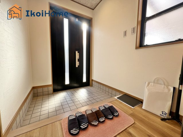 神戸市西区竜が岡2丁目　新築戸建の玄関|【ホームページに現地動画掲載中】●年中無休：当日予約可●玄関には靴箱はございませんので、設置要！