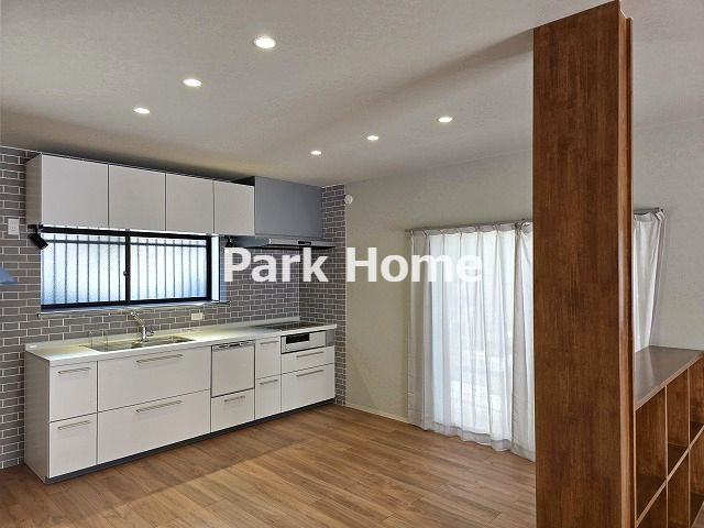 高知市春野町緑ヶ丘9丁目　中古戸建てのキッチン