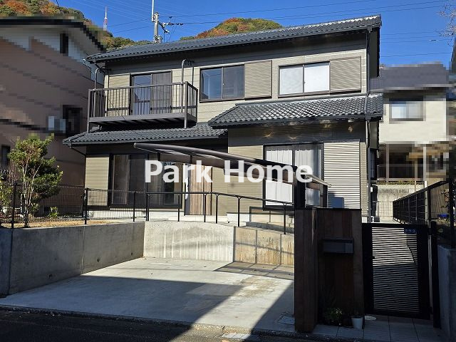 高知市春野町緑ヶ丘9丁目　中古戸建ての外観